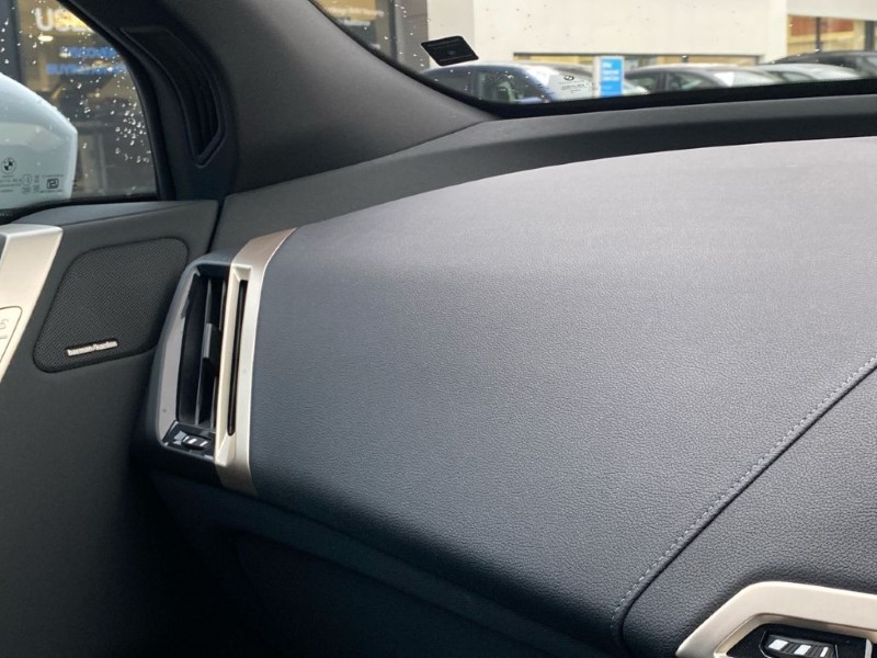 2022 (72) BMW iX 240kW xDrive40 M Sport Edition 76.6kWh 5dr Auto 4924861