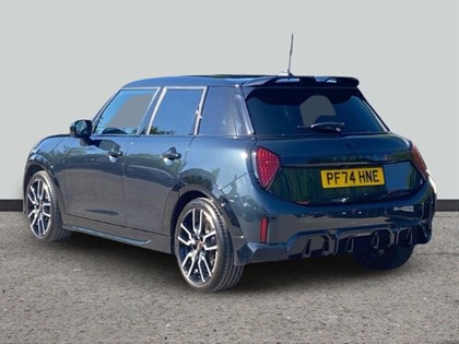 2024 (74) MINI COOPER 2.0 S Sport 5dr Auto