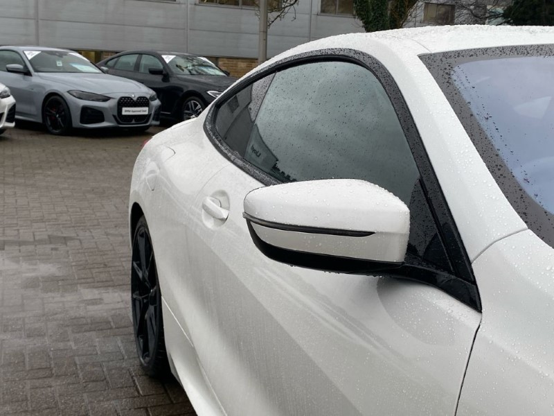 2021 (21) BMW 8 SERIES 840d xDrive MHT M Sport 2dr Auto 4943867