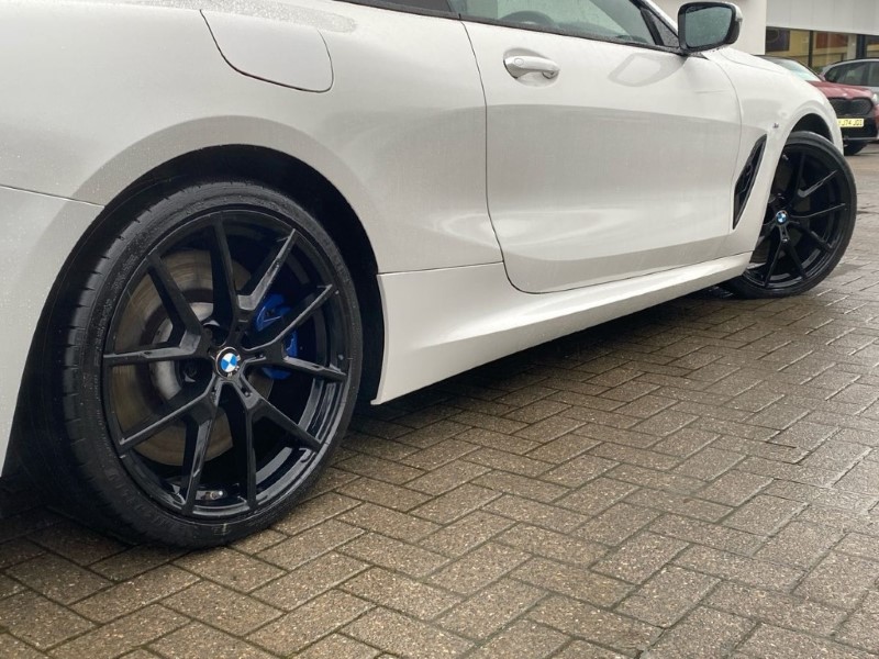 2021 (21) BMW 8 SERIES 840d xDrive MHT M Sport 2dr Auto 4943865