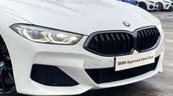 2021 (21) BMW 8 SERIES 840d xDrive MHT M Sport 2dr Auto 4943859