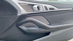 2021 (21) BMW 8 SERIES 840d xDrive MHT M Sport 2dr Auto 4943838