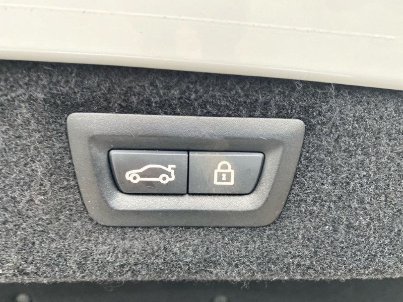 2021 (21) BMW 8 SERIES 840d xDrive MHT M Sport 2dr Auto 4943856