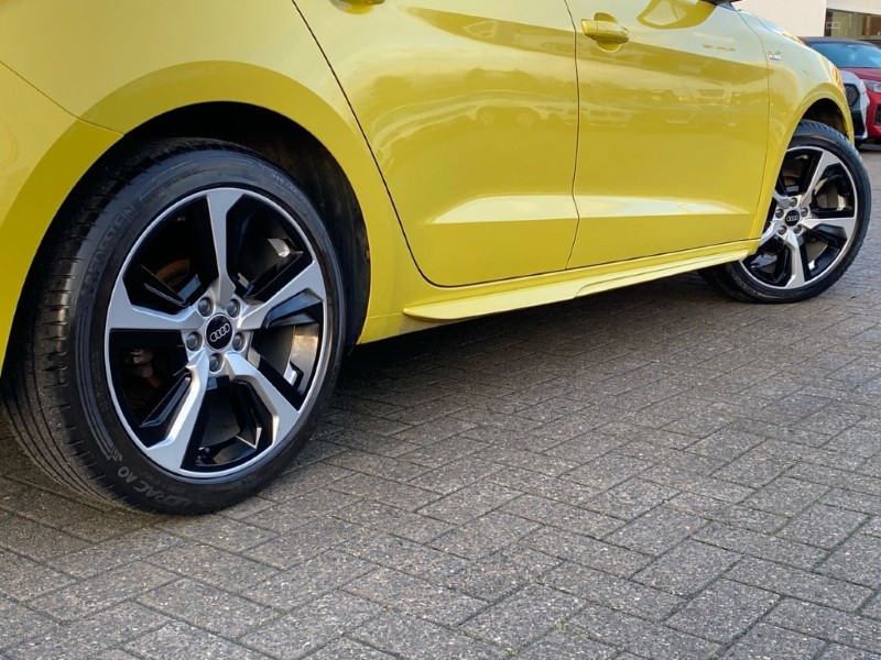 2022 (72) AUDI A1 35 TFSI S Line 5dr S Tronic 4948582