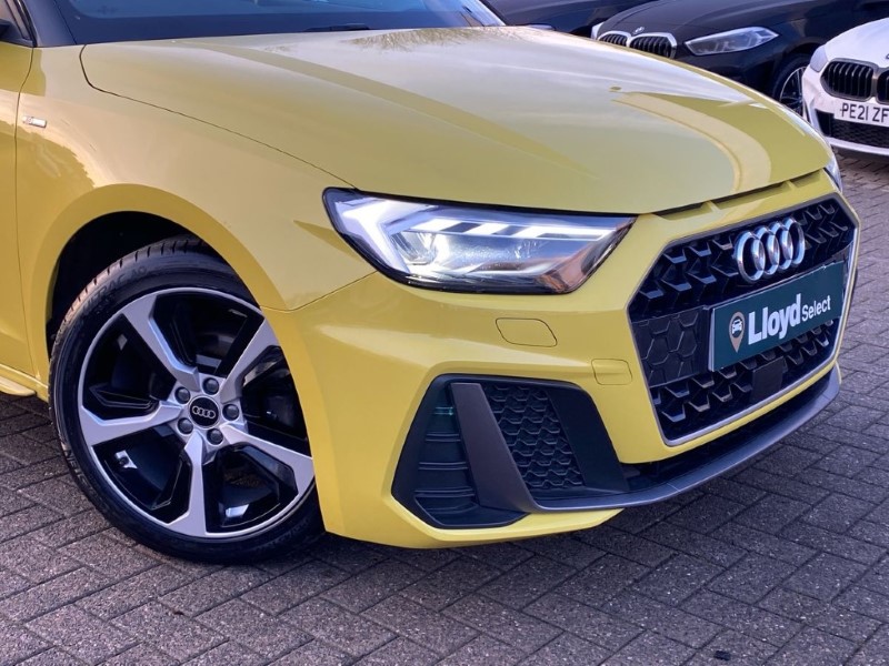 2022 (72) AUDI A1 35 TFSI S Line 5dr S Tronic 4948575