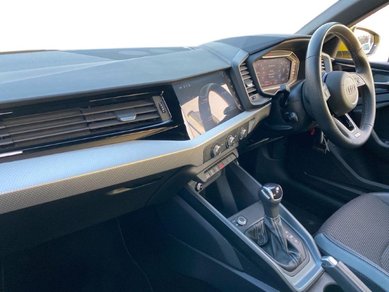 2022 (72) AUDI A1 35 TFSI S Line 5dr S Tronic 4948546