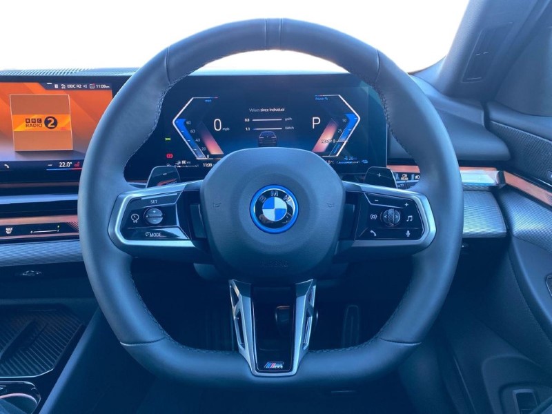 2025 (75) BMW 5 SERIES 530e M Sport Pro 5dr Auto 4915769