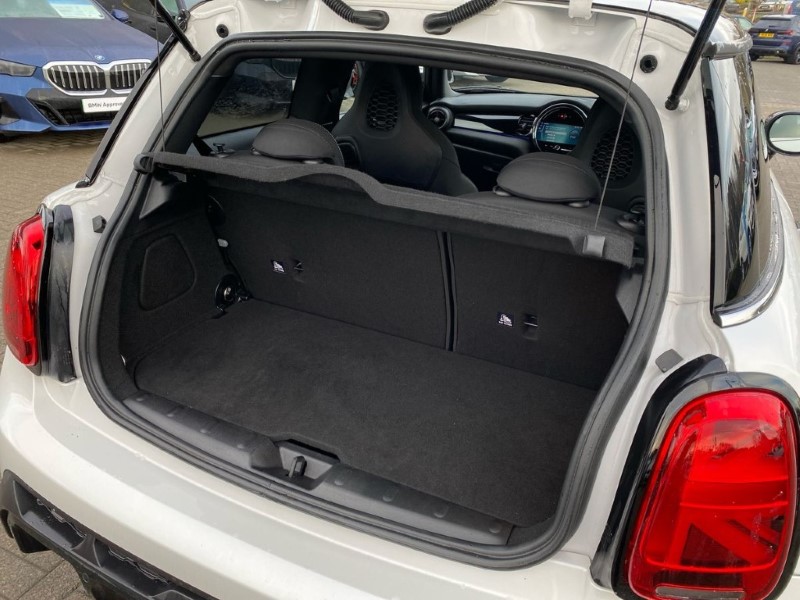 2023 (23) MINI HATCHBACK 2.0 Cooper S Sport Premium 3dr Auto 4948623