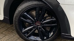 2023 (23) MINI HATCHBACK 2.0 Cooper S Sport Premium 3dr Auto 4948627