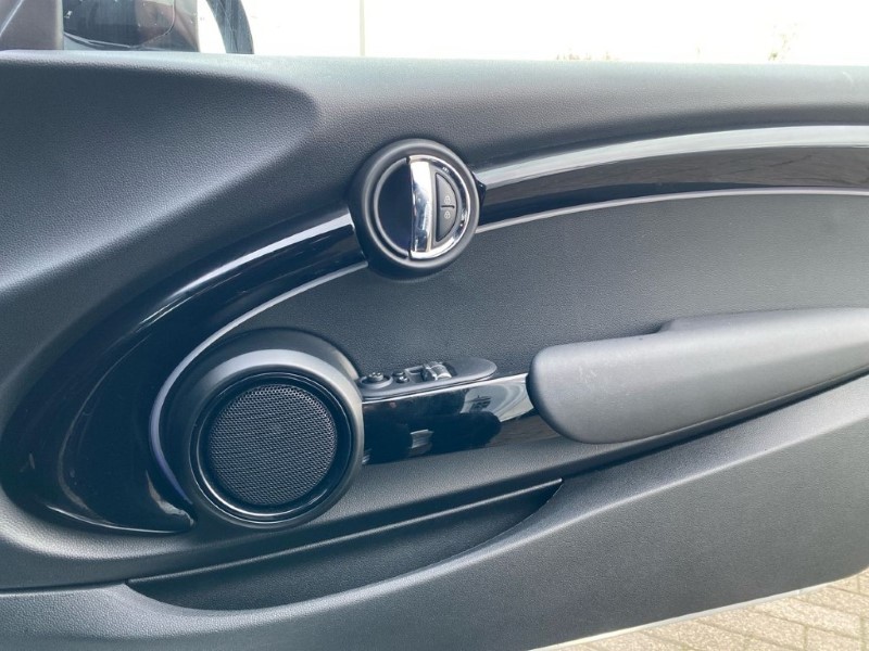 2023 (23) MINI HATCHBACK 2.0 Cooper S Sport Premium 3dr Auto 4948607