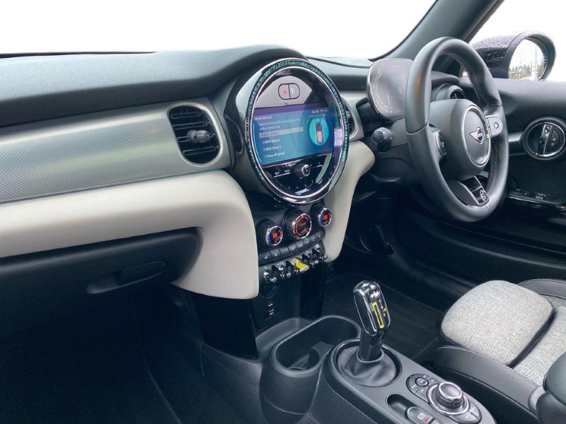2021 (21) MINI HATCHBACK 135kW Cooper S Collection Edition 33kWh 3dr Auto 4982147