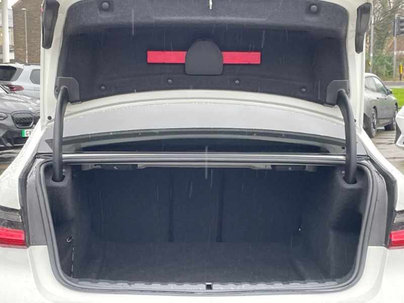 2024 (74) BMW 3 SERIES 320i M Sport 4dr Step Auto 4943639