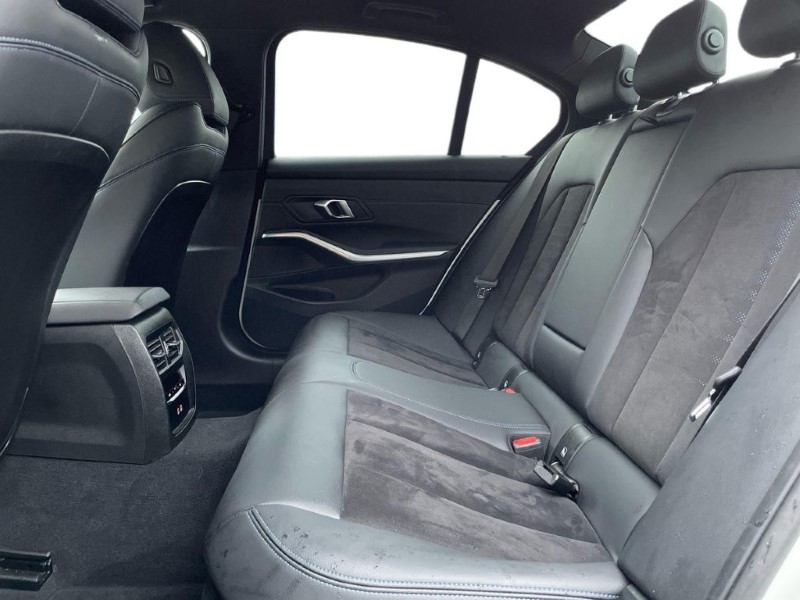 2024 (74) BMW 3 SERIES 320i M Sport 4dr Step Auto 4943638