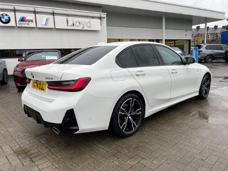 2024 (74) BMW 3 SERIES 320i M Sport 4dr Step Auto 4943671