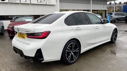 2024 (74) BMW 3 SERIES 320i M Sport 4dr Step Auto 4943671