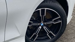 2024 (73) BMW 3 SERIES 320i M Sport 4dr Step Auto 5000086