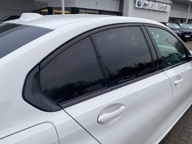 2024 (73) BMW 3 SERIES 320i M Sport 4dr Step Auto 5211855