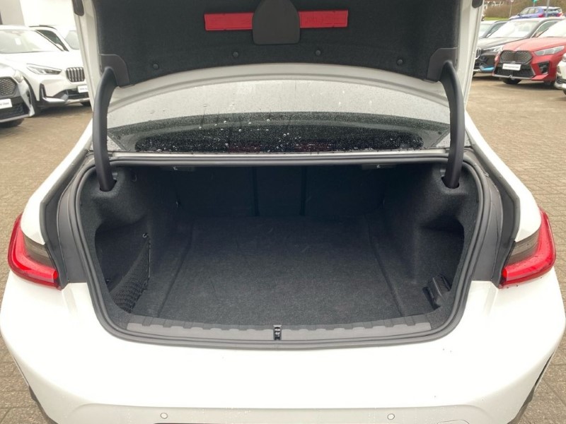 2024 (73) BMW 3 SERIES 320i M Sport 4dr Step Auto 5211819