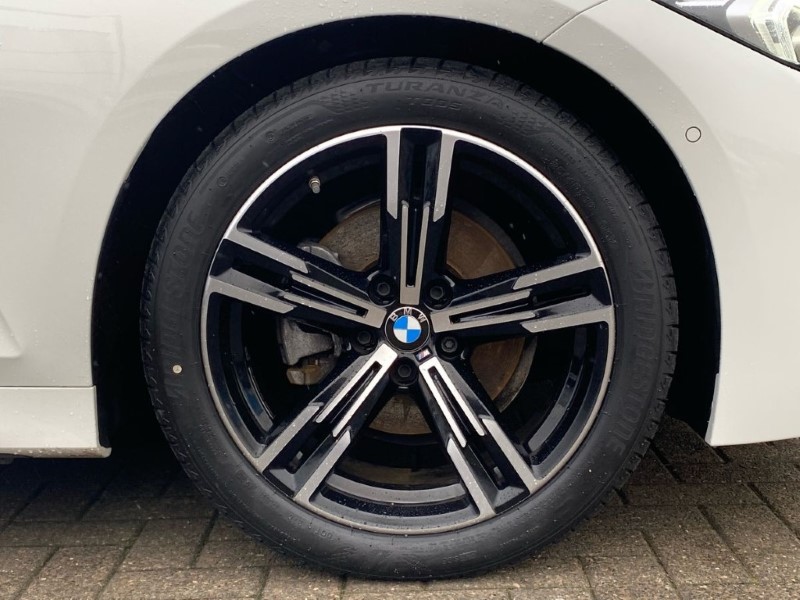 2024 (73) BMW 3 SERIES 320i M Sport 4dr Step Auto 5211820