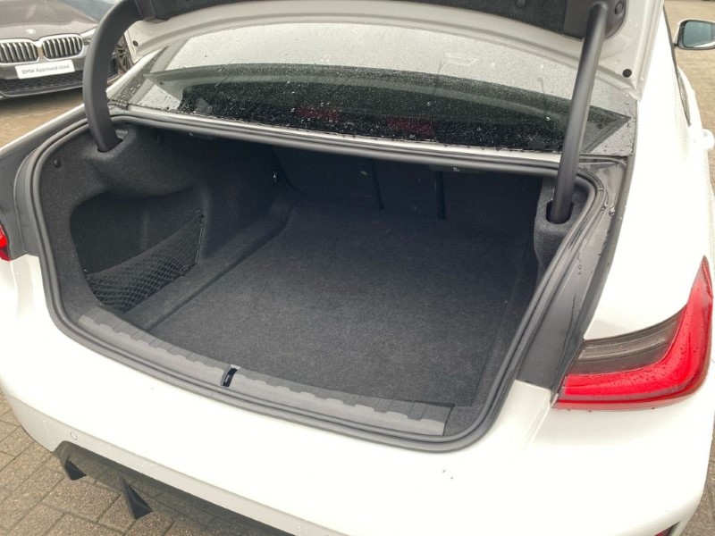 2024 (73) BMW 3 SERIES 320i M Sport 4dr Step Auto 5211843