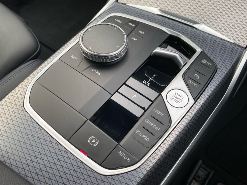 2024 (73) BMW 3 SERIES 320i M Sport 4dr Step Auto 5211816