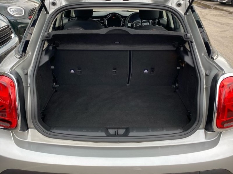 2023 (23) MINI HATCHBACK 1.5 Cooper Classic Premium 5dr Auto 4925272