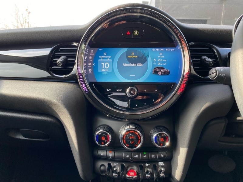 2023 (23) MINI HATCHBACK 1.5 Cooper Classic Premium 5dr Auto 4925284