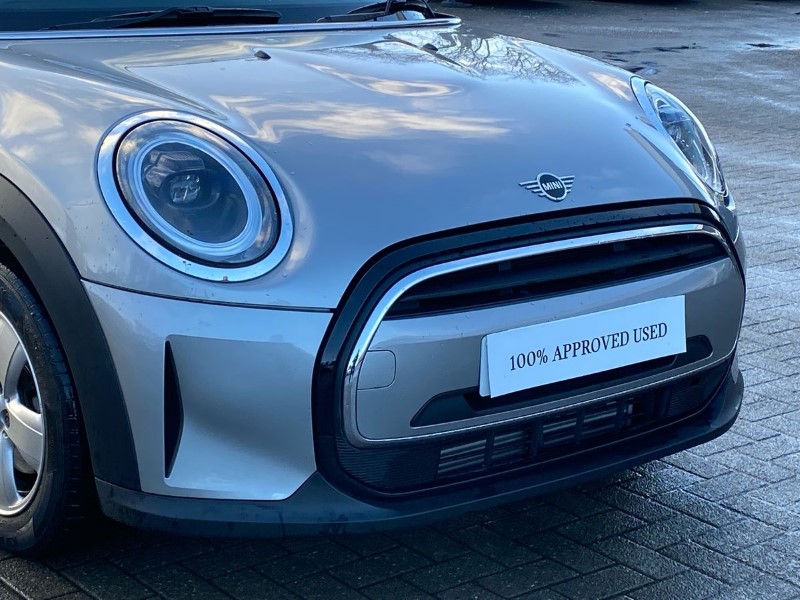 2023 (23) MINI HATCHBACK 1.5 Cooper Classic Premium 5dr Auto 4928856