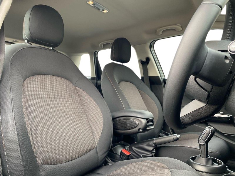 2023 (23) MINI HATCHBACK 1.5 Cooper Classic Premium 5dr Auto 4928826