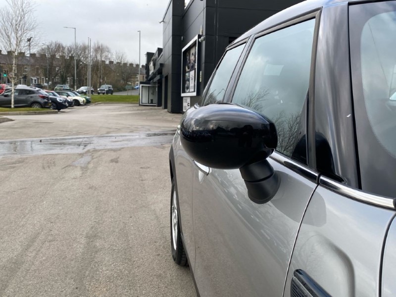 2023 (23) MINI HATCHBACK 1.5 Cooper Classic Premium 5dr Auto 4925308
