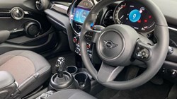 2023 (23) MINI HATCHBACK 1.5 Cooper Classic Premium 5dr Auto 4928821