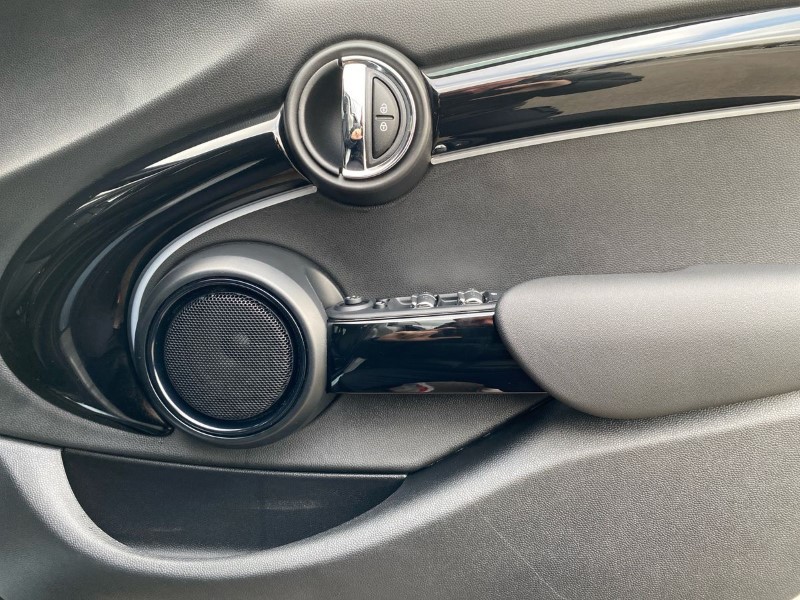 2023 (23) MINI HATCHBACK 1.5 Cooper Classic Premium 5dr Auto 4928836