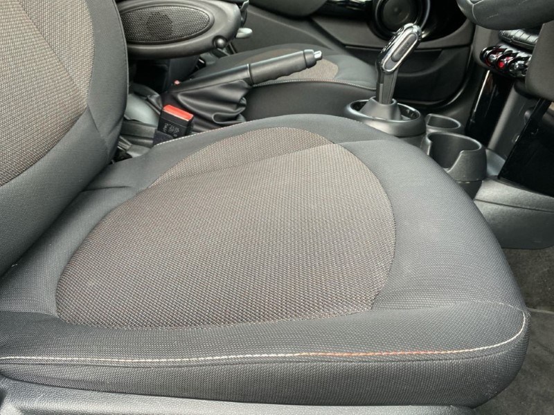 2023 (23) MINI HATCHBACK 1.5 Cooper Classic Premium 5dr Auto 4925282