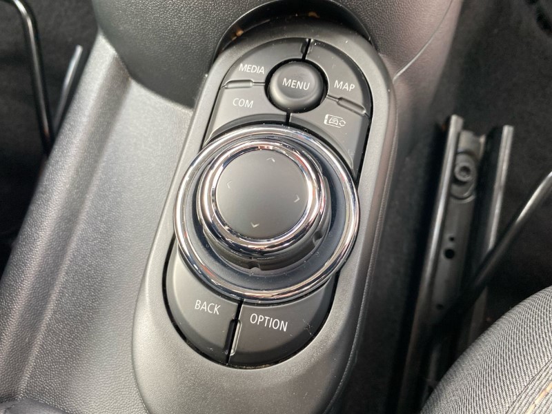 2023 (23) MINI HATCHBACK 1.5 Cooper Classic Premium 5dr Auto 4928849