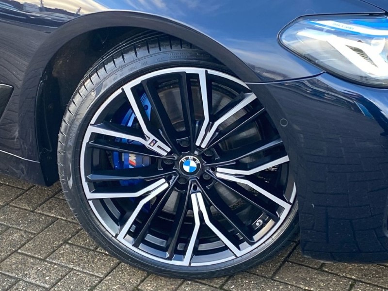 2021 (71) BMW 5 SERIES 530d xDrive MHT M Sport 5dr Auto 4926713
