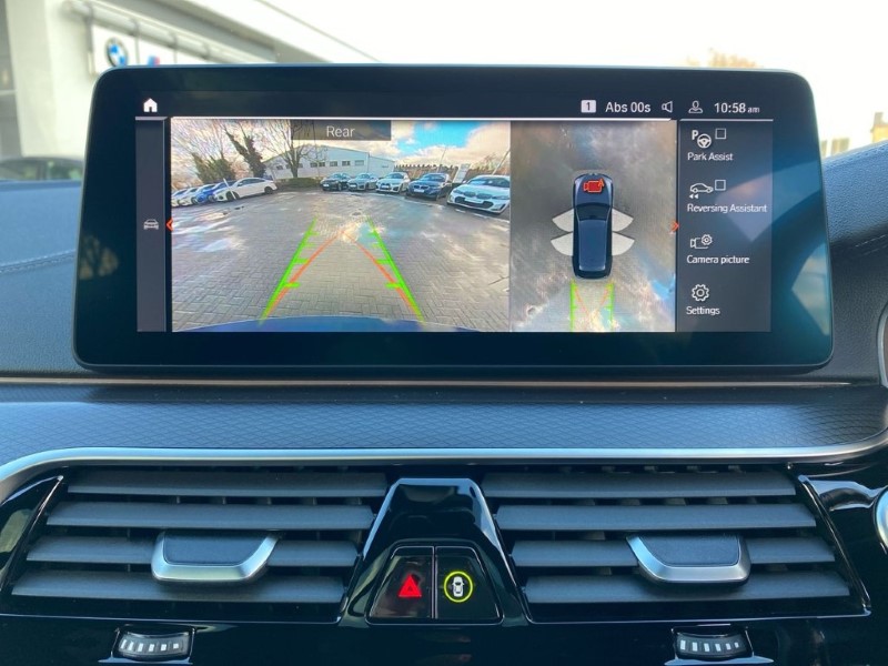 2021 (71) BMW 5 SERIES 530d xDrive MHT M Sport 5dr Auto 4926695