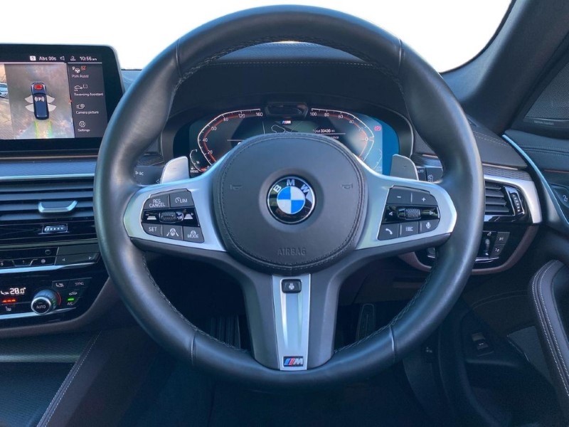 2021 (71) BMW 5 SERIES 530d xDrive MHT M Sport 5dr Auto 4926671