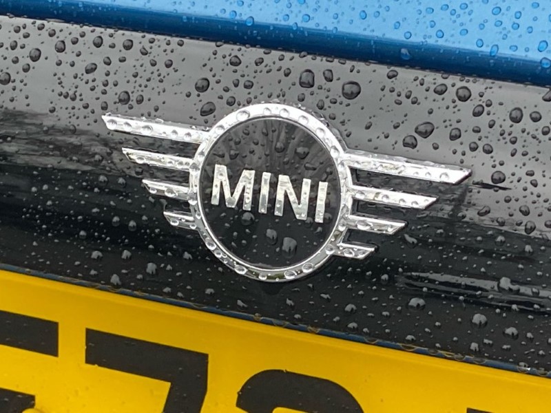 2022 (72) MINI HATCHBACK 1.5 Cooper Classic 3dr Auto 4979910
