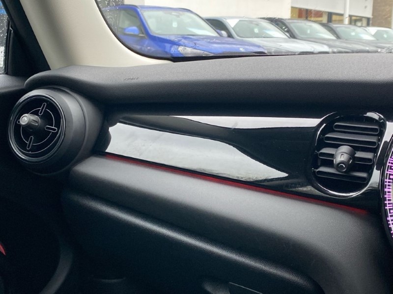 2022 (72) MINI HATCHBACK 1.5 Cooper Classic 3dr Auto 4979900