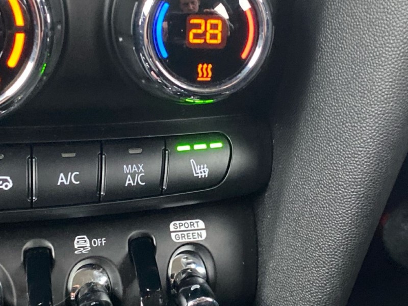 2022 (72) MINI HATCHBACK 1.5 Cooper Classic 3dr Auto 4979899