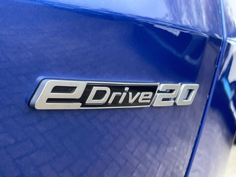 2025 (75) BMW iX2 150kW eDrive20 Shadow Edition 65kWh 5dr Auto 5088542