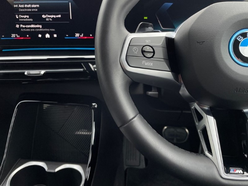 2025 (75) BMW iX2 150kW eDrive20 Shadow Edition 65kWh 5dr Auto 5088520