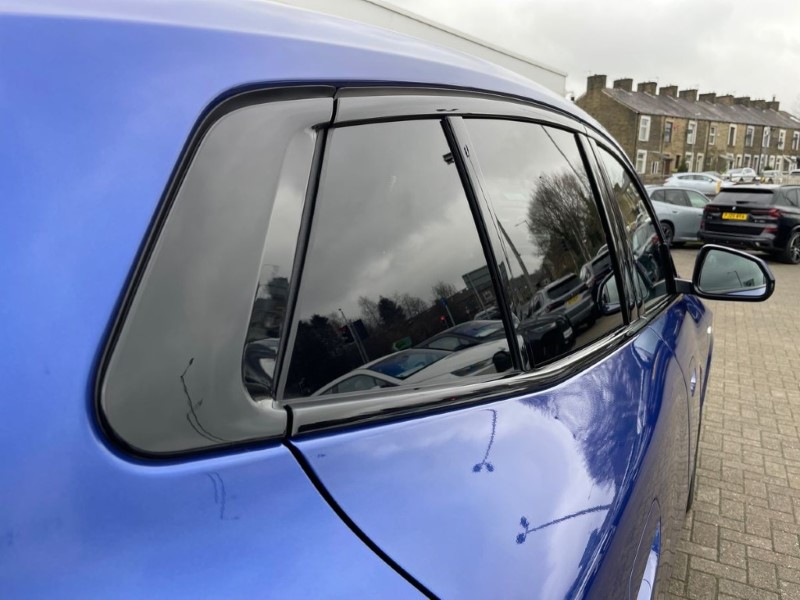 2025 (75) BMW iX2 150kW eDrive20 Shadow Edition 65kWh 5dr Auto 5088550