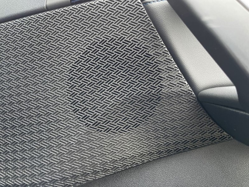 2025 (75) BMW iX2 150kW eDrive20 Shadow Edition 65kWh 5dr Auto 5088523