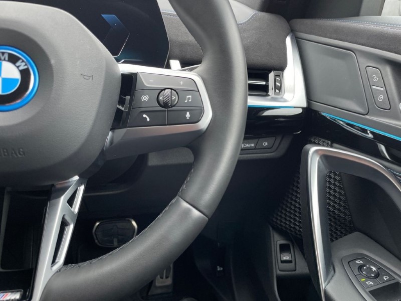 2025 (75) BMW iX2 150kW eDrive20 Shadow Edition 65kWh 5dr Auto 5088521