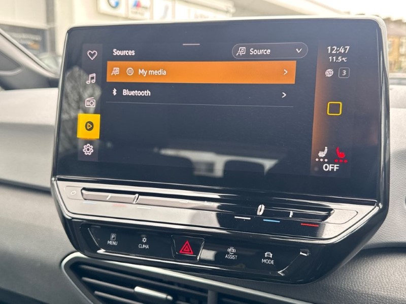 2021 (71) VOLKSWAGEN ID.3 150kW Life Pro Performance 58kWh 5dr Auto 5246434