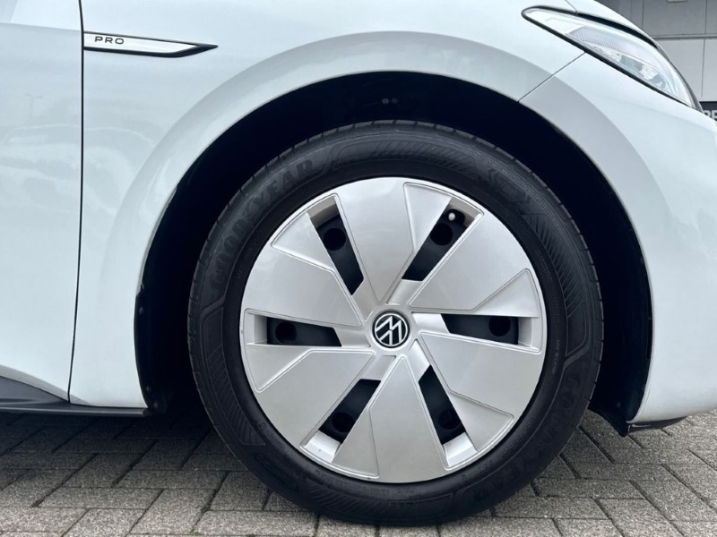 2021 (71) VOLKSWAGEN ID.3 150kW Life Pro Performance 58kWh 5dr Auto 5246420