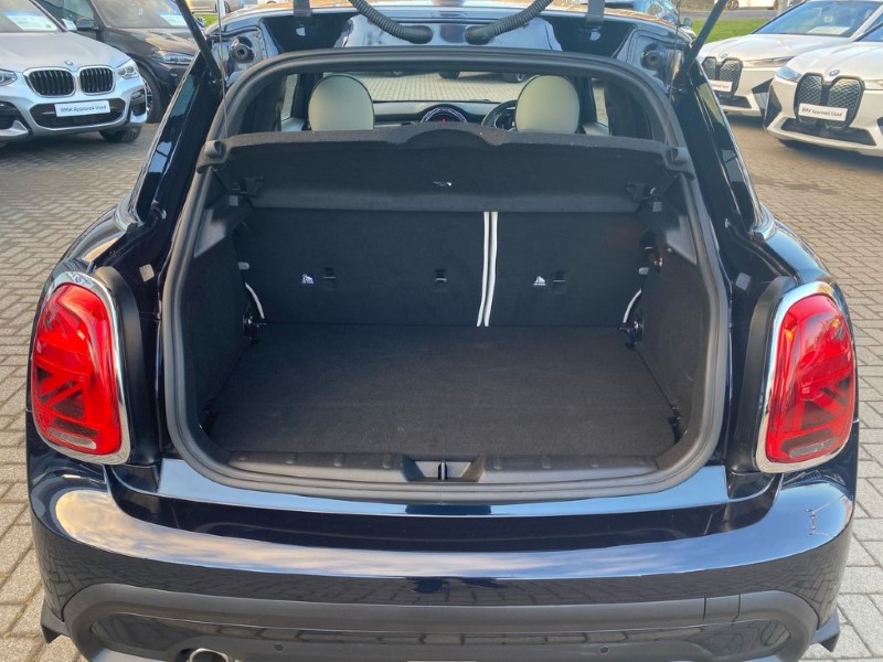 2021 (71) MINI HATCHBACK 1.5 Cooper Exclusive 5dr 4960303