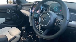 2021 (71) MINI HATCHBACK 1.5 Cooper Exclusive 5dr 4960296