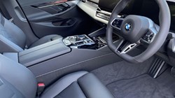 2025 (75) BMW 5 SERIES 520i M Sport 4dr Auto 5025742